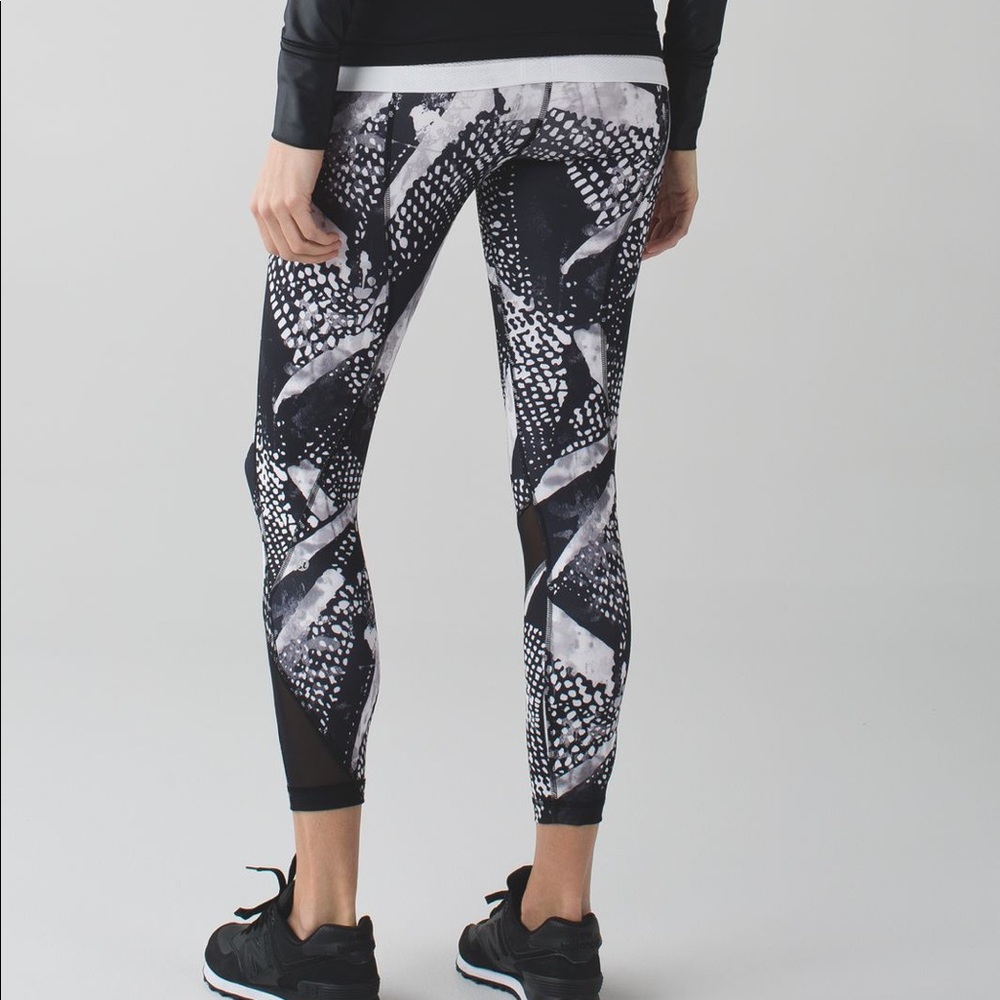 lululemon inspire tight